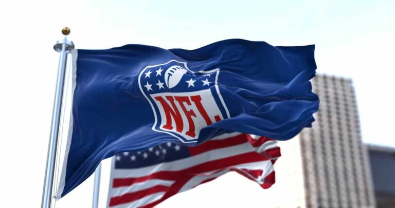 nfl tries to force arbitration in racial discrimination lawsuit